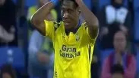 王哲林高效砍下18+10，上海众将爆发战胜山西，迪亚洛独木难支_篮板战报解析_精彩对决回顾_数据汇总